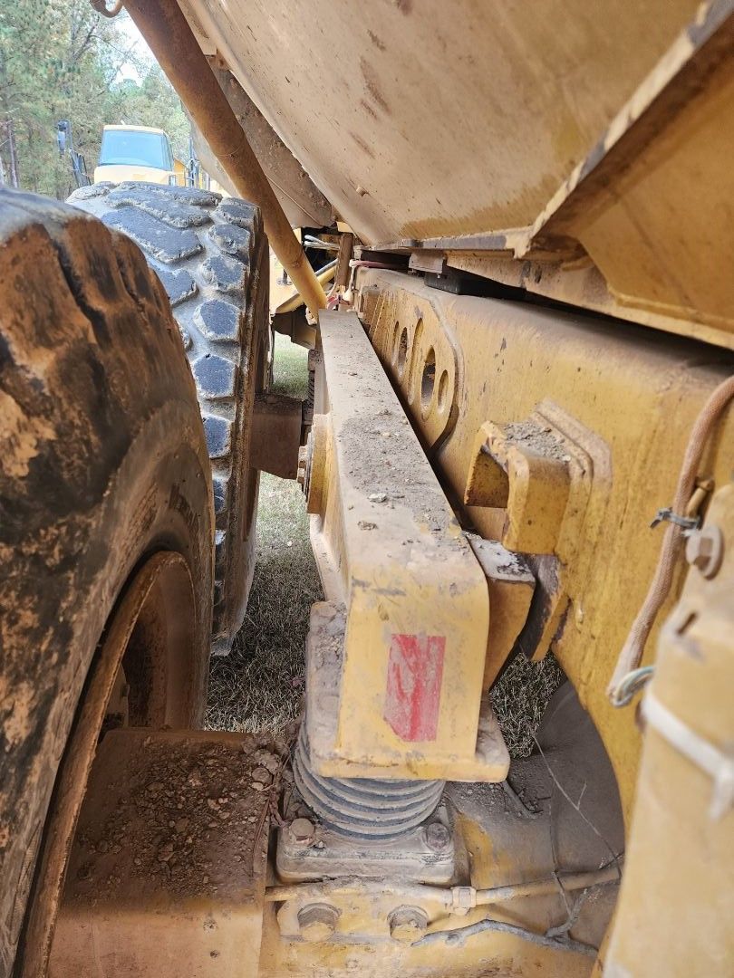 2012 CATERPILLAR 725 - Image 5